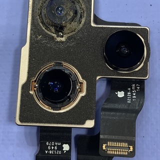 iPhone11proのカメラトラブル解決！GENIEイオンモール桑名店での修理実績をご紹介